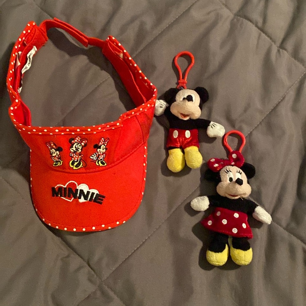 Disney girls visor and key chains.